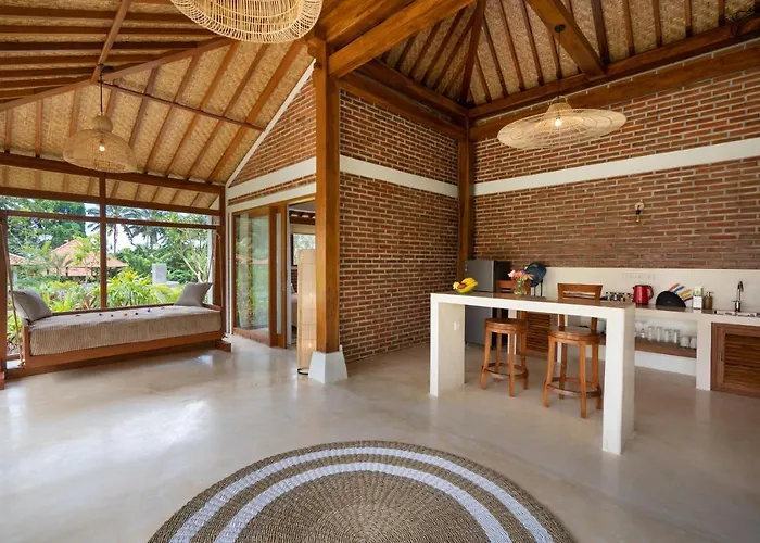 Kampung Uma Dawa And *