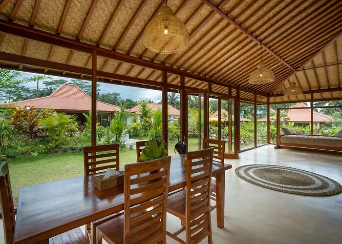 Villa Kampung Uma Dawa And
