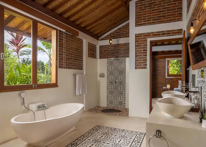 Kampung Uma Dawa And Villa Ubud